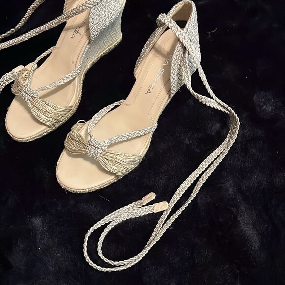 Via Spiga Jute & Wedge Gold Ankle Strap Sandals - Picture 3 of 10